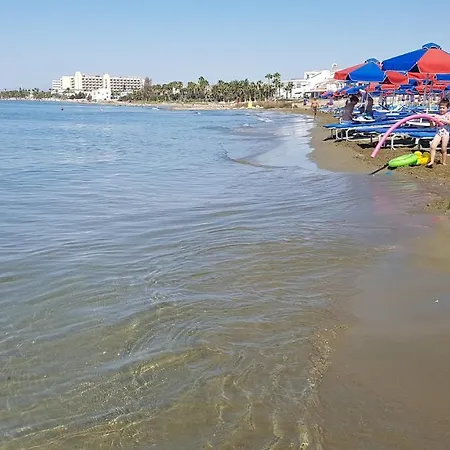 Daire Sandy Beach 9 *